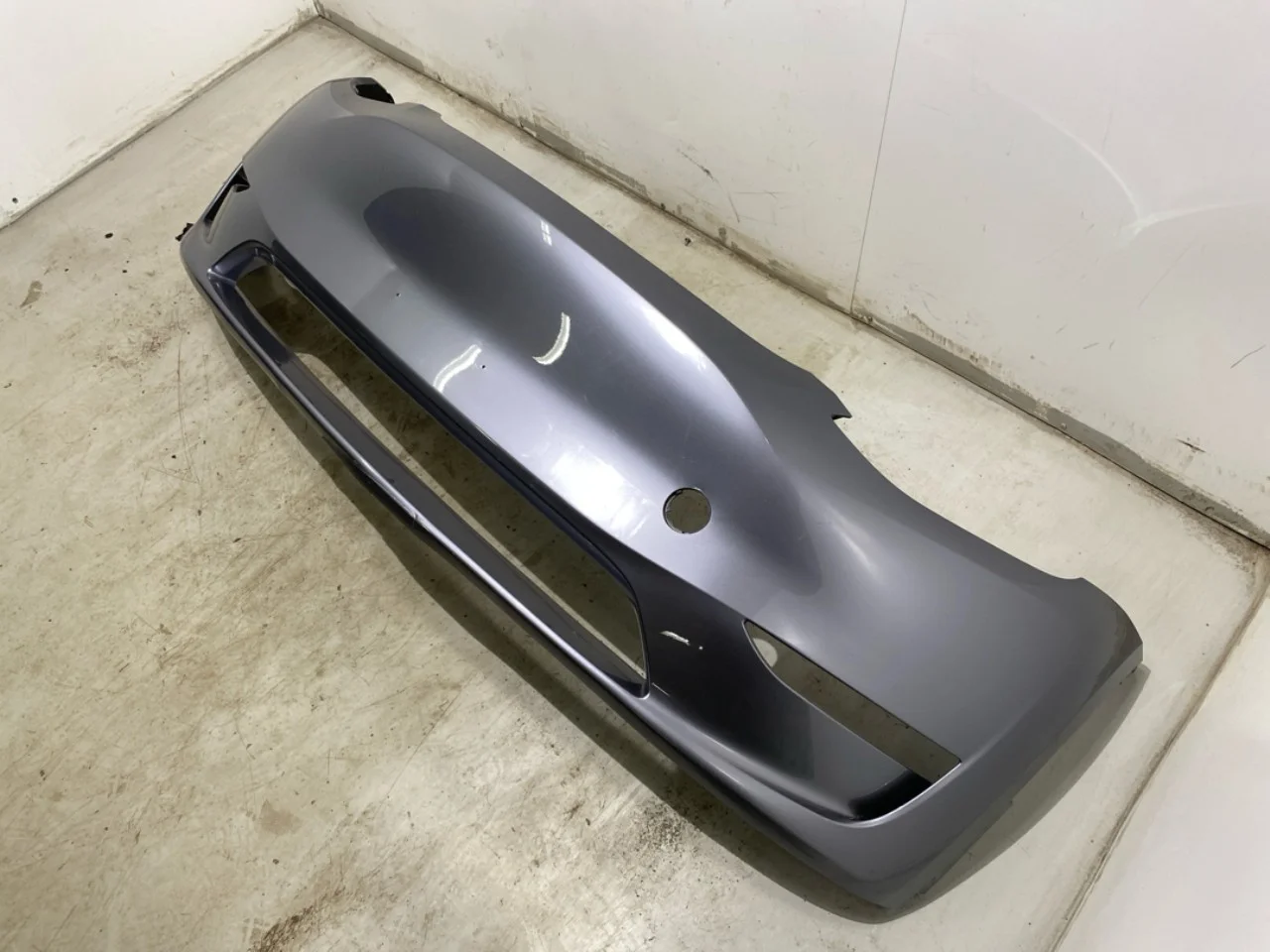 Tesla MODEL Y 2021- Lökhárító, első vedere 3
