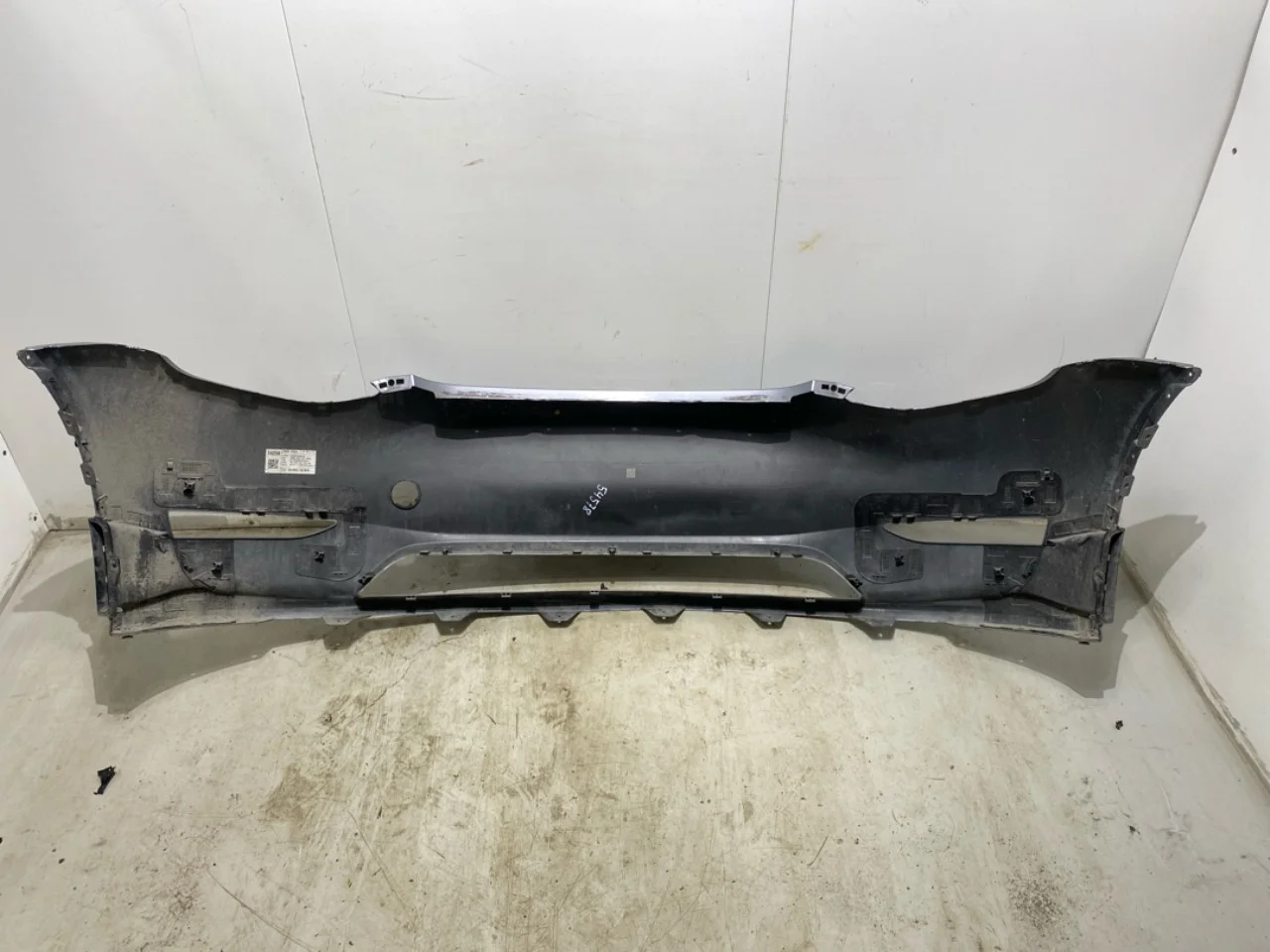 Tesla MODEL Y 2021- Lökhárító, első vedere 4