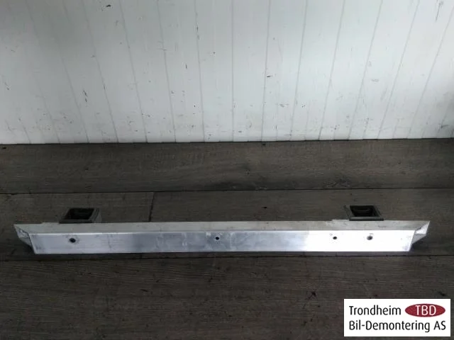 Tesla MODEL 3 2017--> Upper front panel