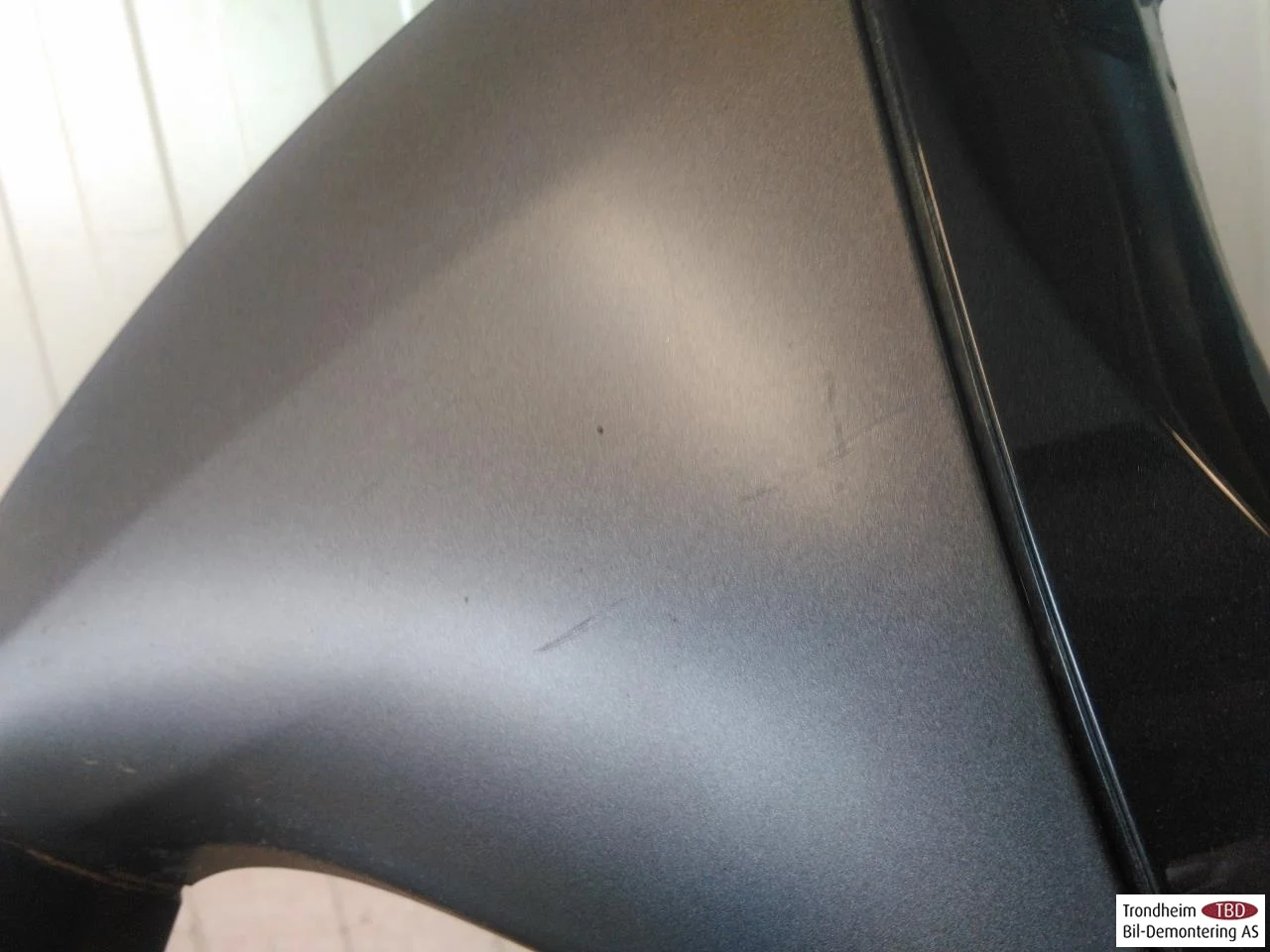 Tesla MODEL 3 2017--> Dísztárcsa nézet 2