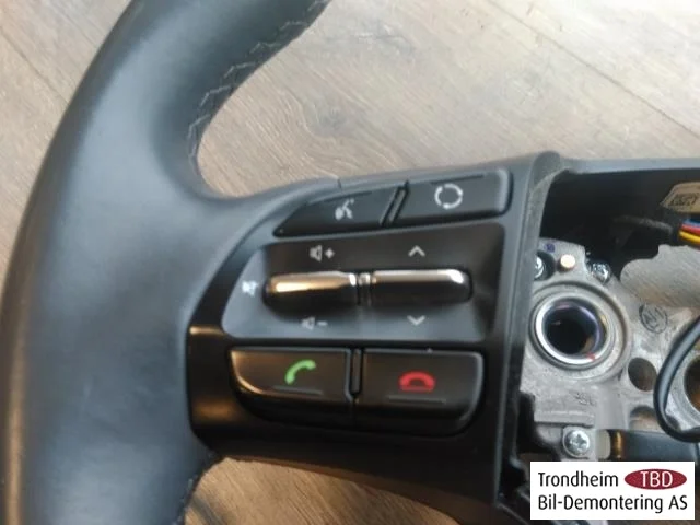 Hyundai IONIQ AE 2017-22 Steering wheel view 4