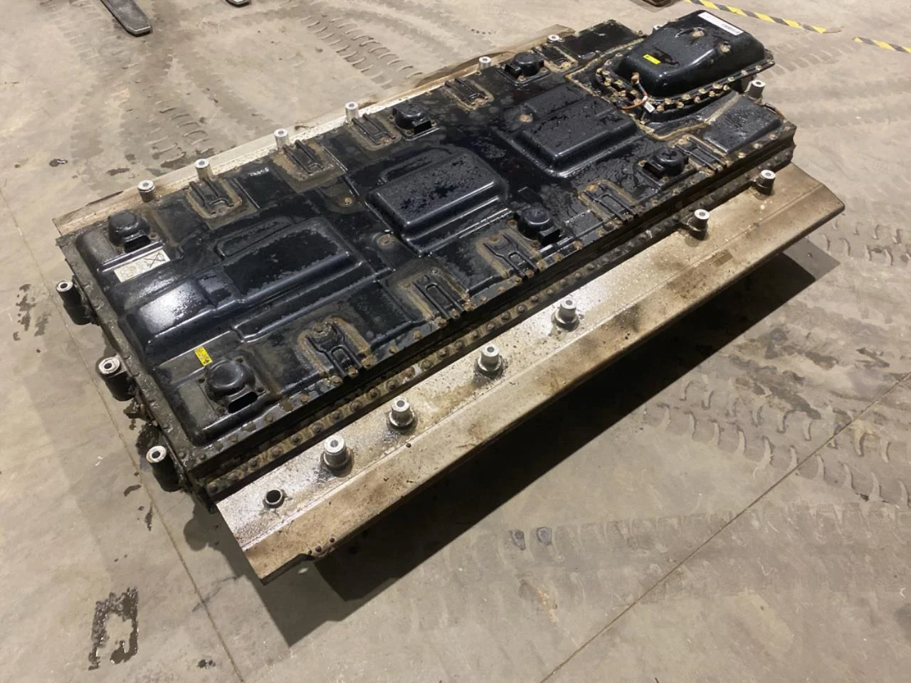 Mercedes V W447//W640/W448 2014- High-voltage battery view 2