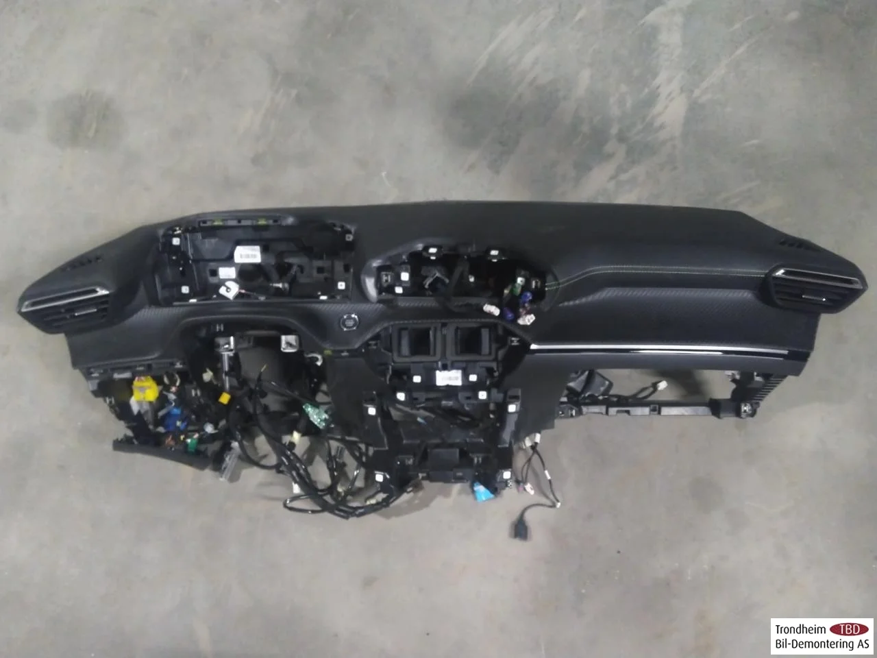 Peugeot 2008/E-2008 2020-> Műszerfal