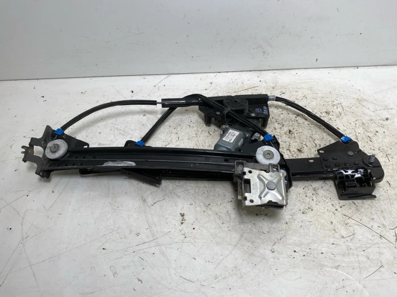 Tesla MODEL S 2013- Elektromos ablakemelő, komplett nézet 2