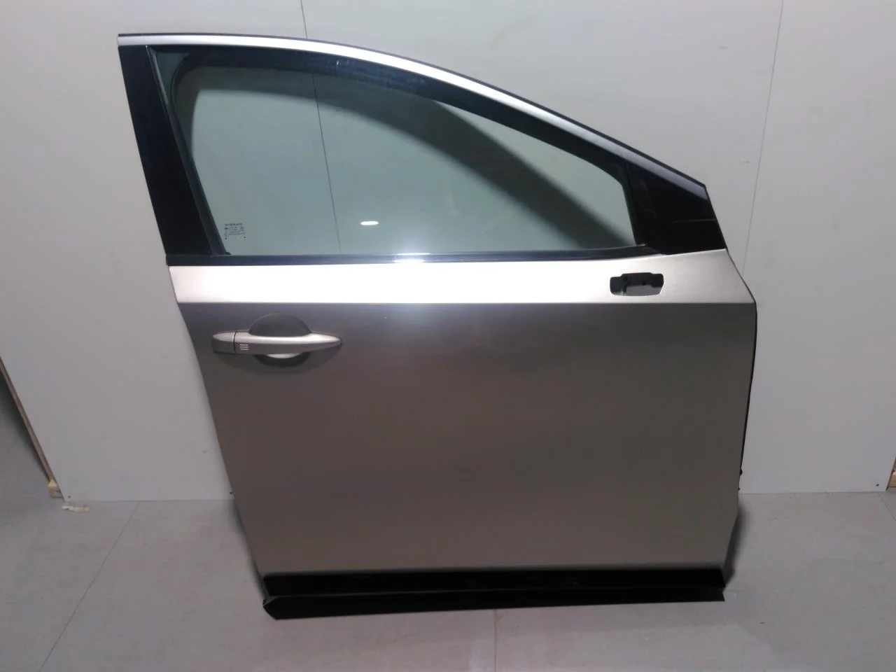 Nissan ARIYA 2021- Ușă, 4 uși, față dreapta
