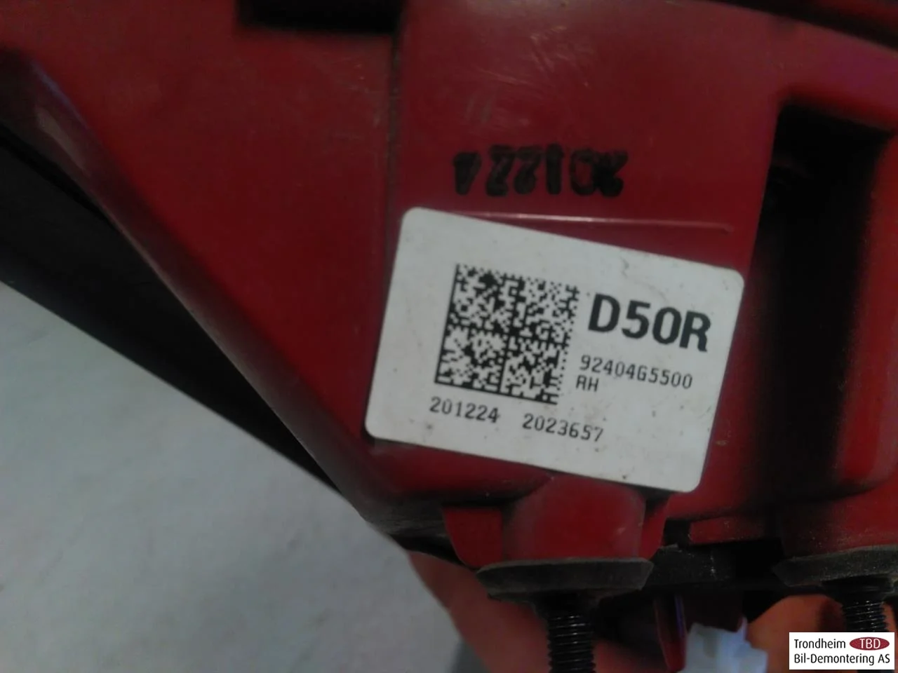 Kia NIRO SG2 2023- Right tail light on tailgate, inner view 3