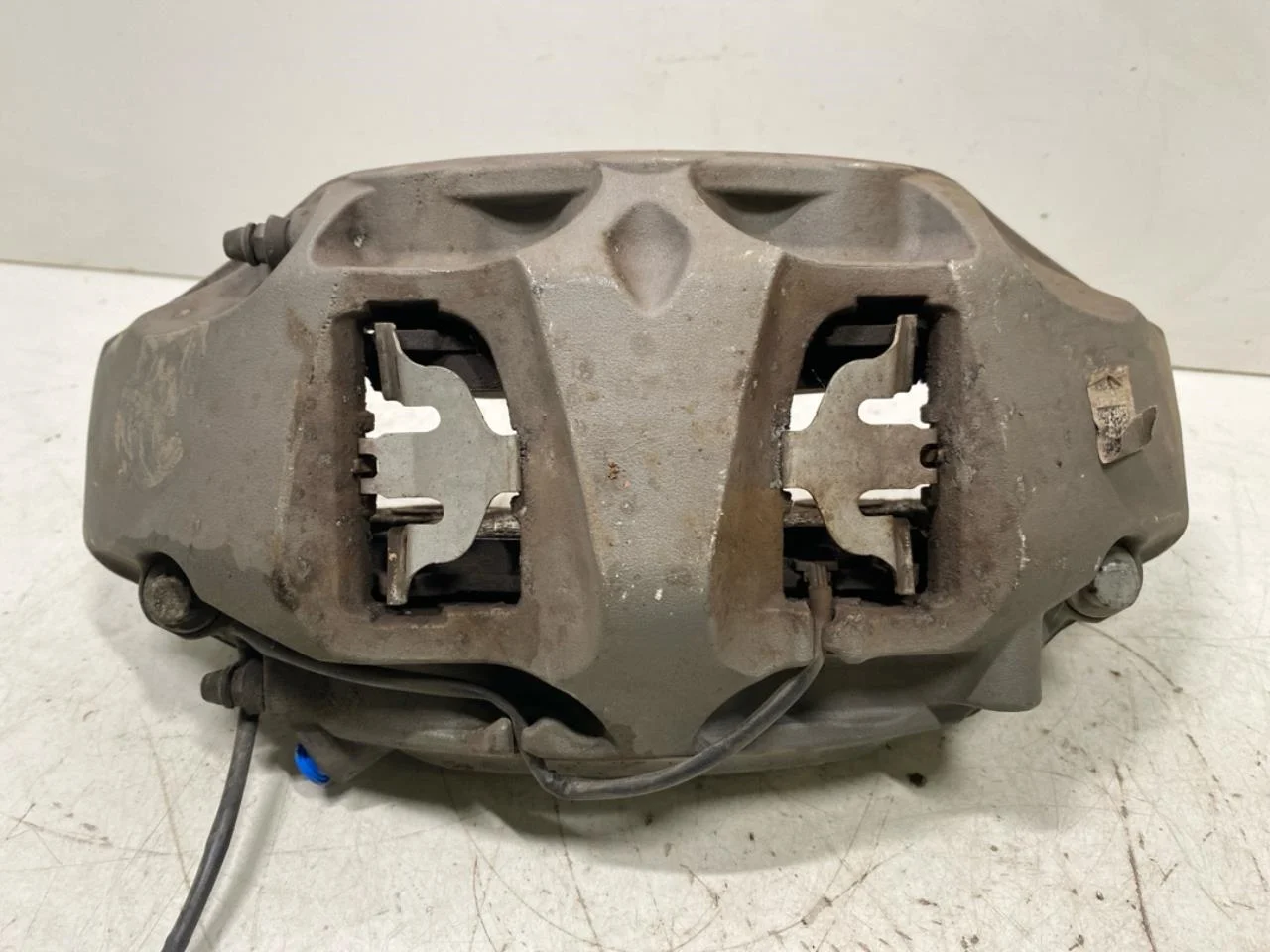 Audi E-TRON, S GE 2019- Front right brake caliper view 3