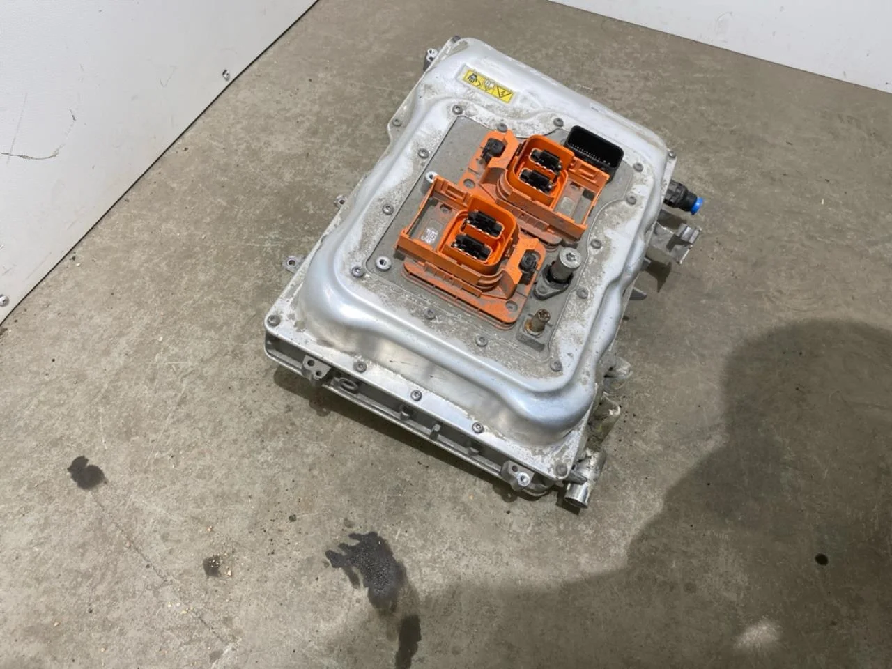 BMW I3 I01 2013-22 Inverter, 12-220V nézet 2