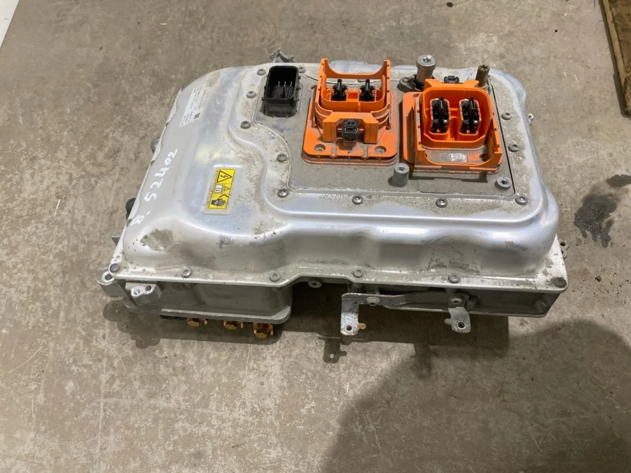 BMW I3 I01 2013-22 Inverter, 12-220V nézet 4
