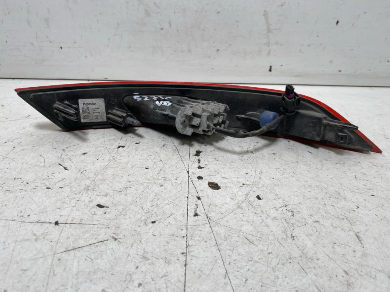 Polestar 2 2020- Right tail light view 2