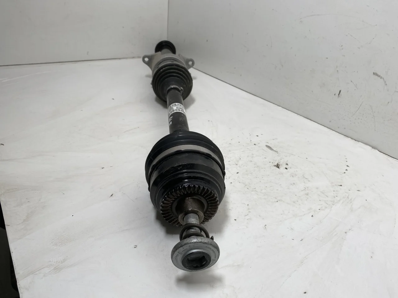 Front right driveshaft view 2