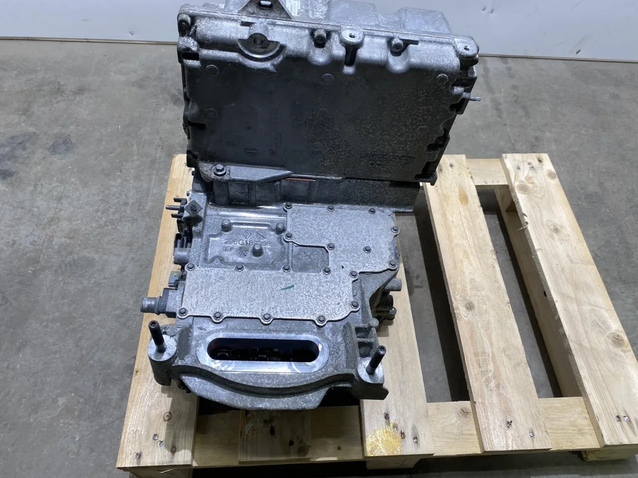 Renault ZOE/E- TECH 2013--> Inverter, 12-220V