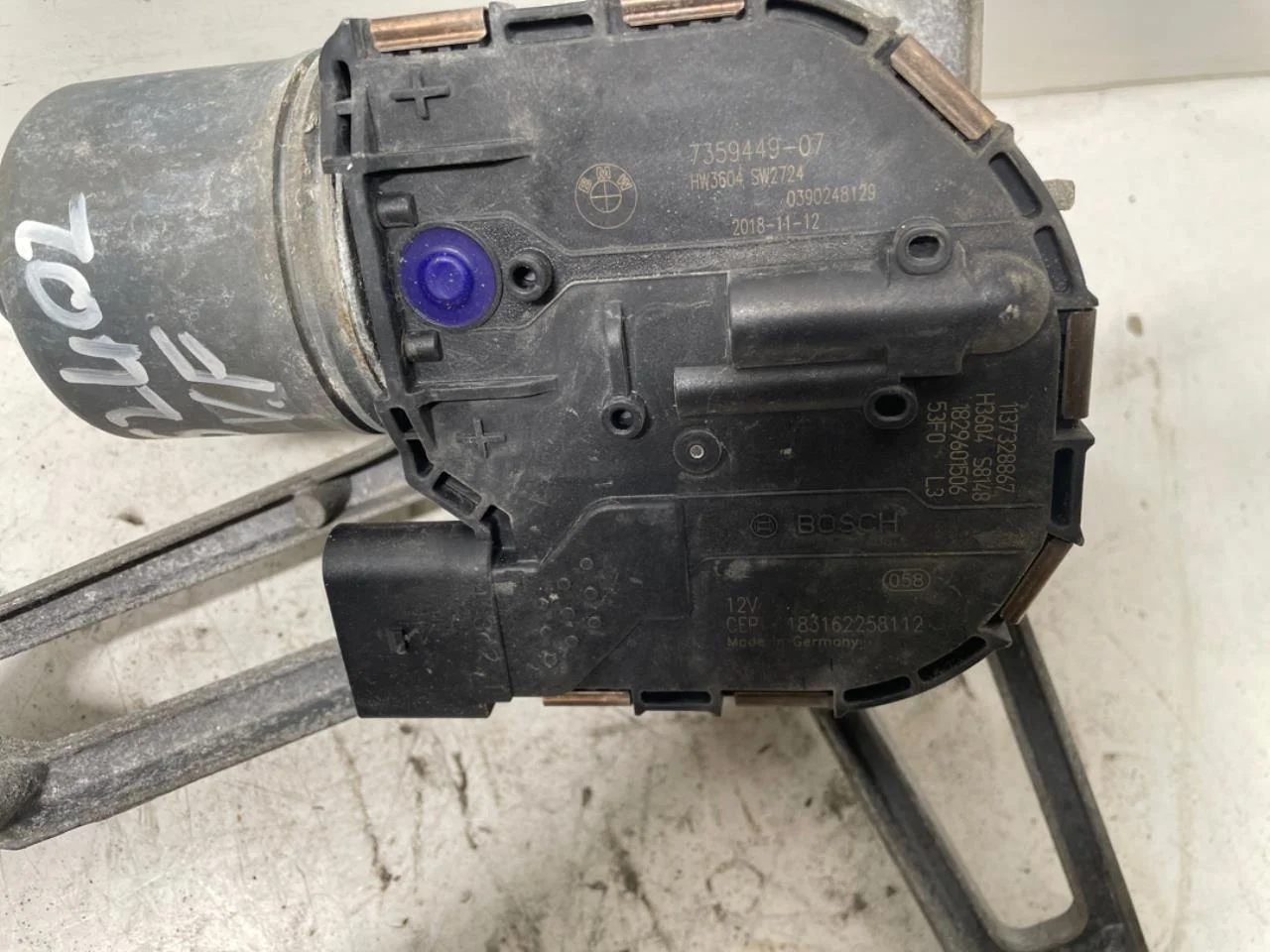 BMW I3 I01 2013-22 Motor ștergător parbriz vedere 3