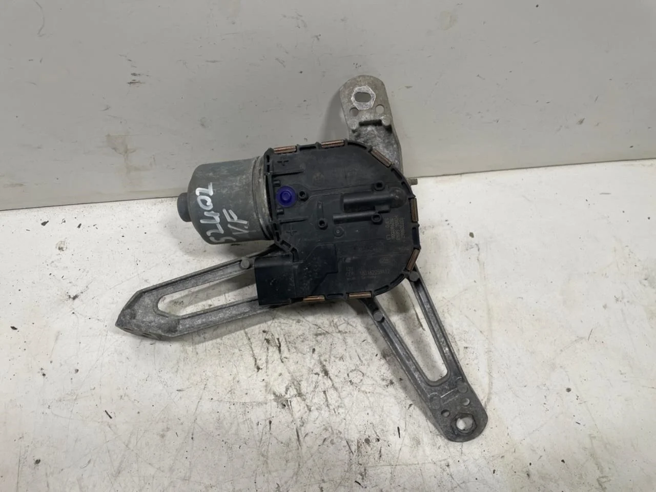 BMW I3 I01 2013-22 Motor ștergător parbriz vedere 4