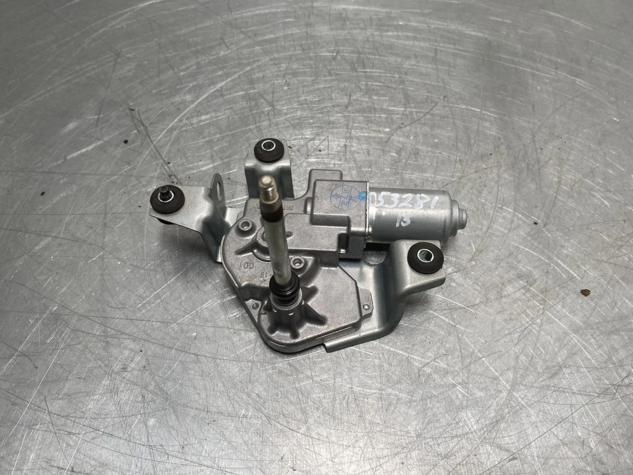 Nissan LEAF 2017-24 Tailgate wiper motor