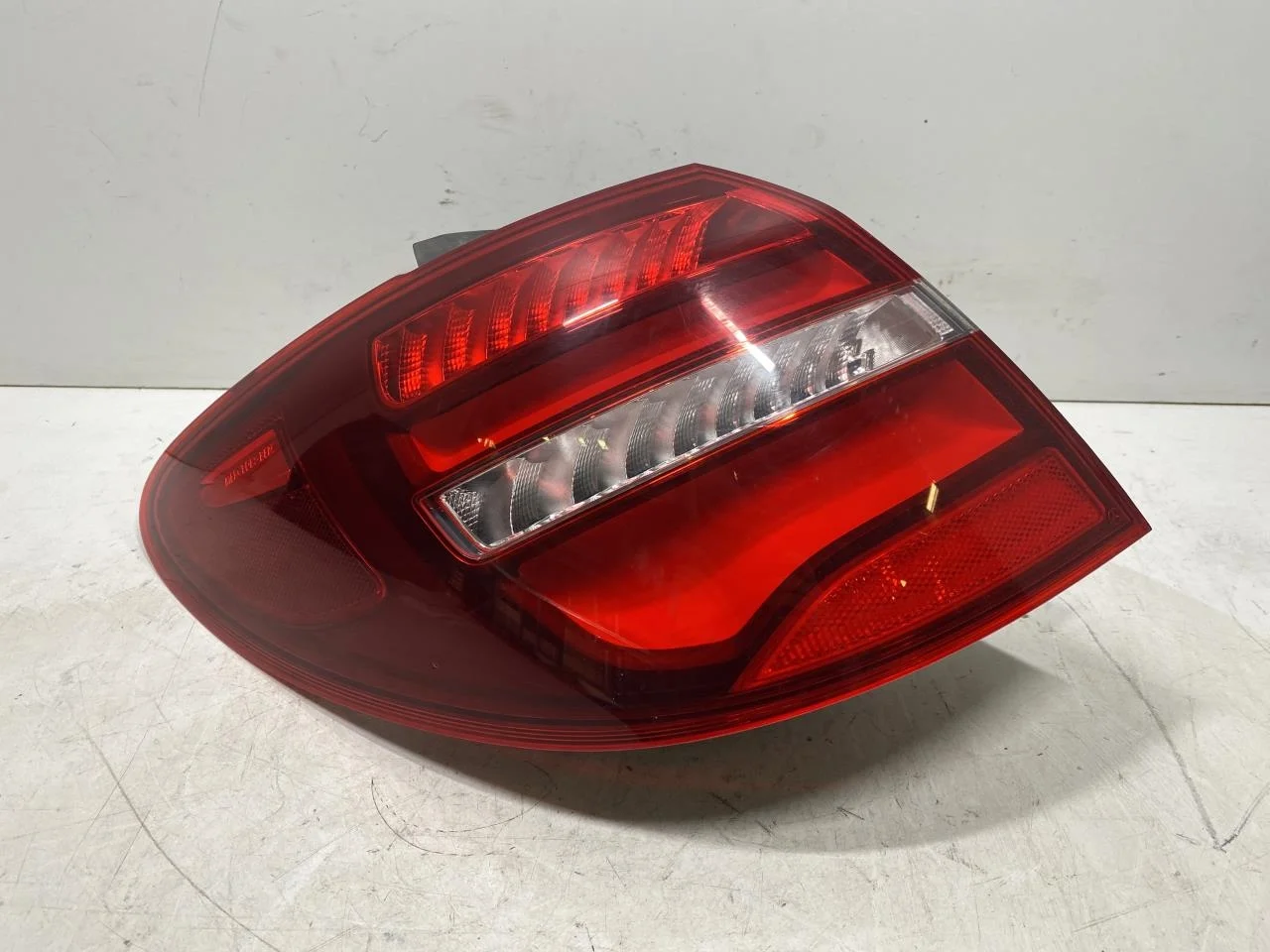 Mercedes B 180-200 W246/W242 2012-19 Hátsó lámpa, bal