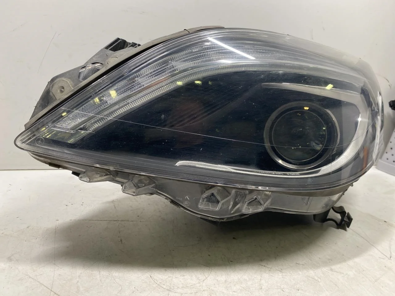 Mercedes B 180-200 W246/W242 2012-19 Far stânga vedere 2