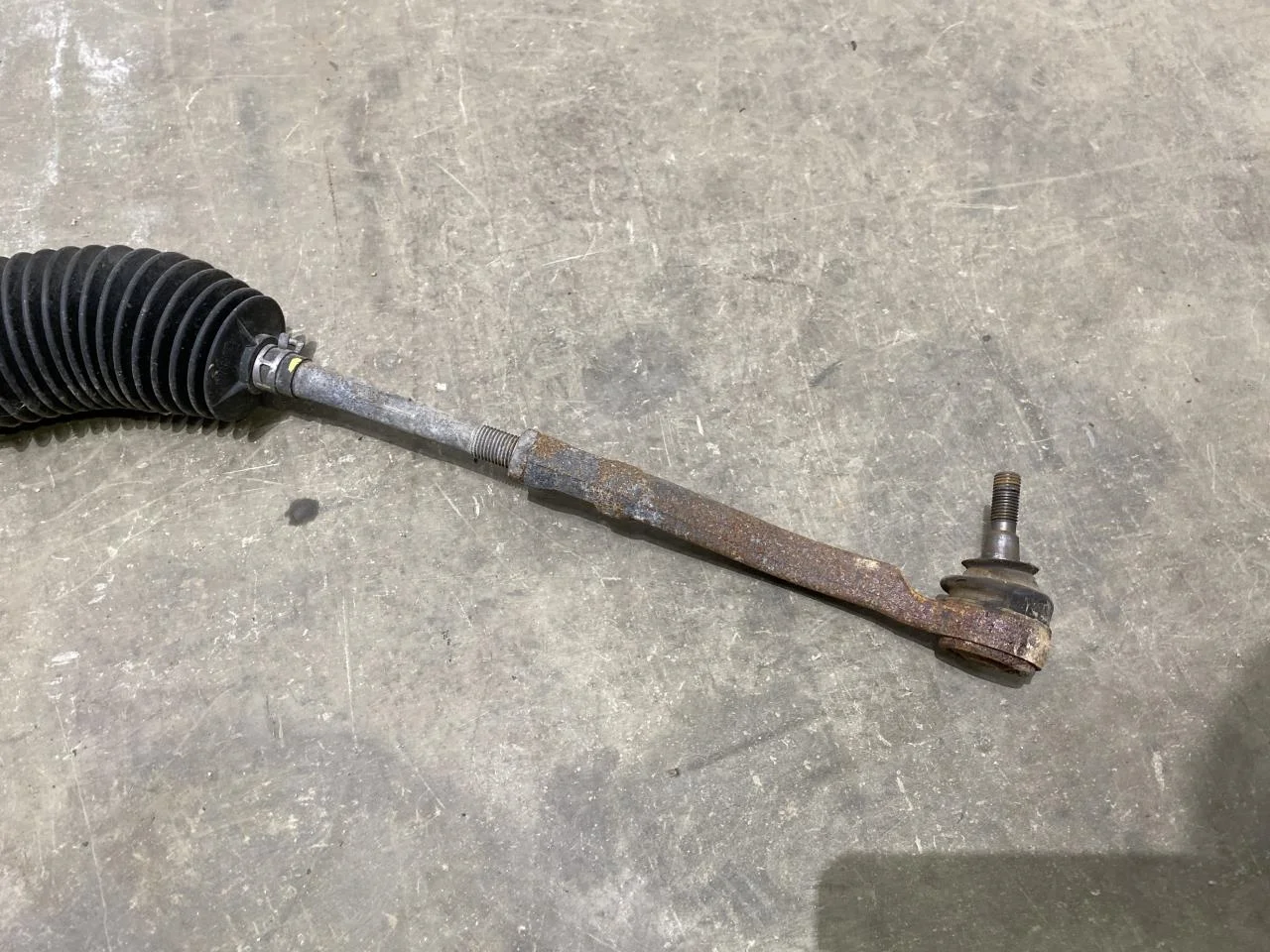 Renault ZOE/E- TECH 2013--> Hydraulic power steering rack view 2