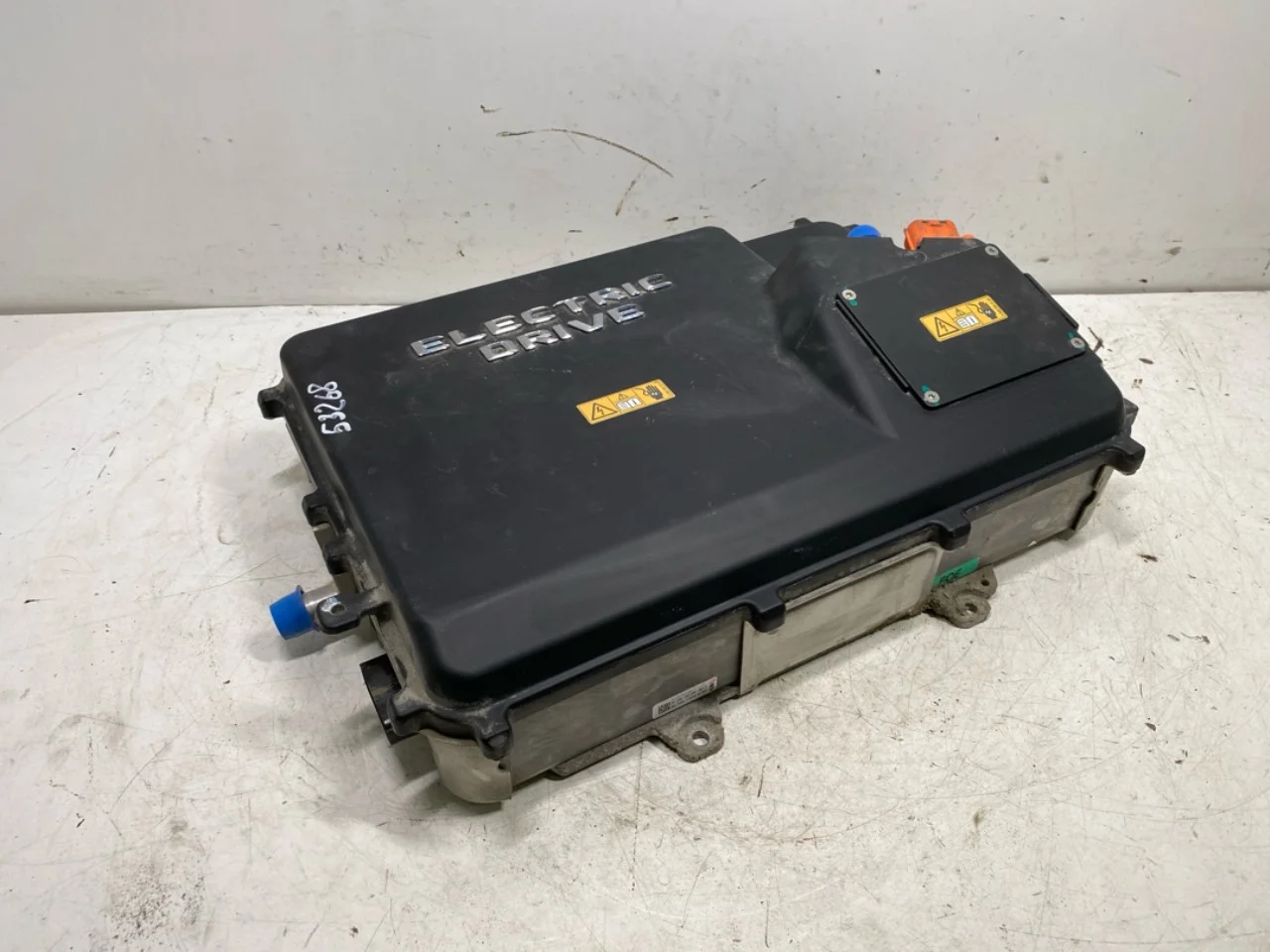 Mercedes B 180-200 W246/W242 2012-19 Încărcător baterie vedere 3