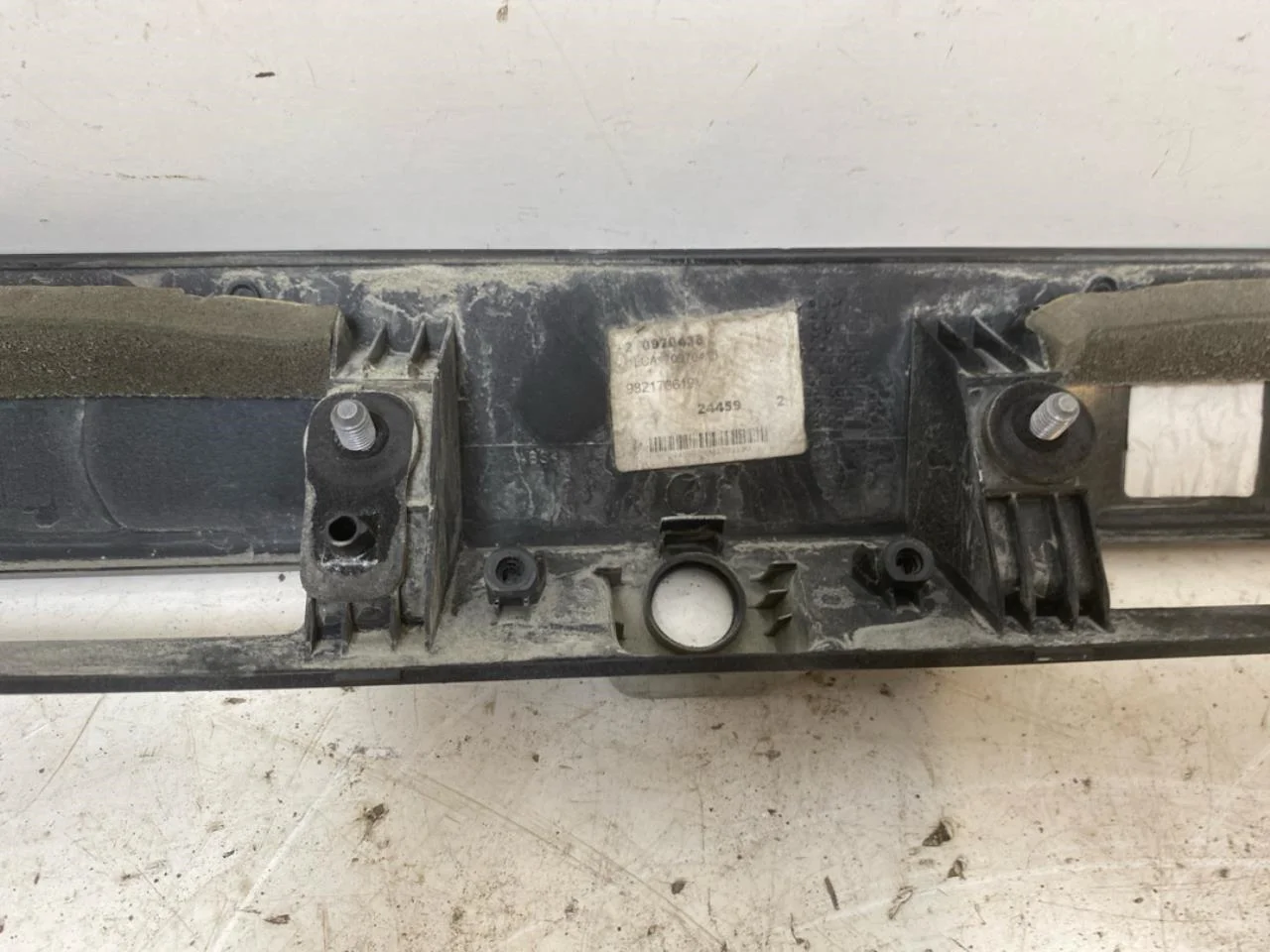 Peugeot EXPERT/E-EXPERT 2017-> Tailgate exterior handle view 4
