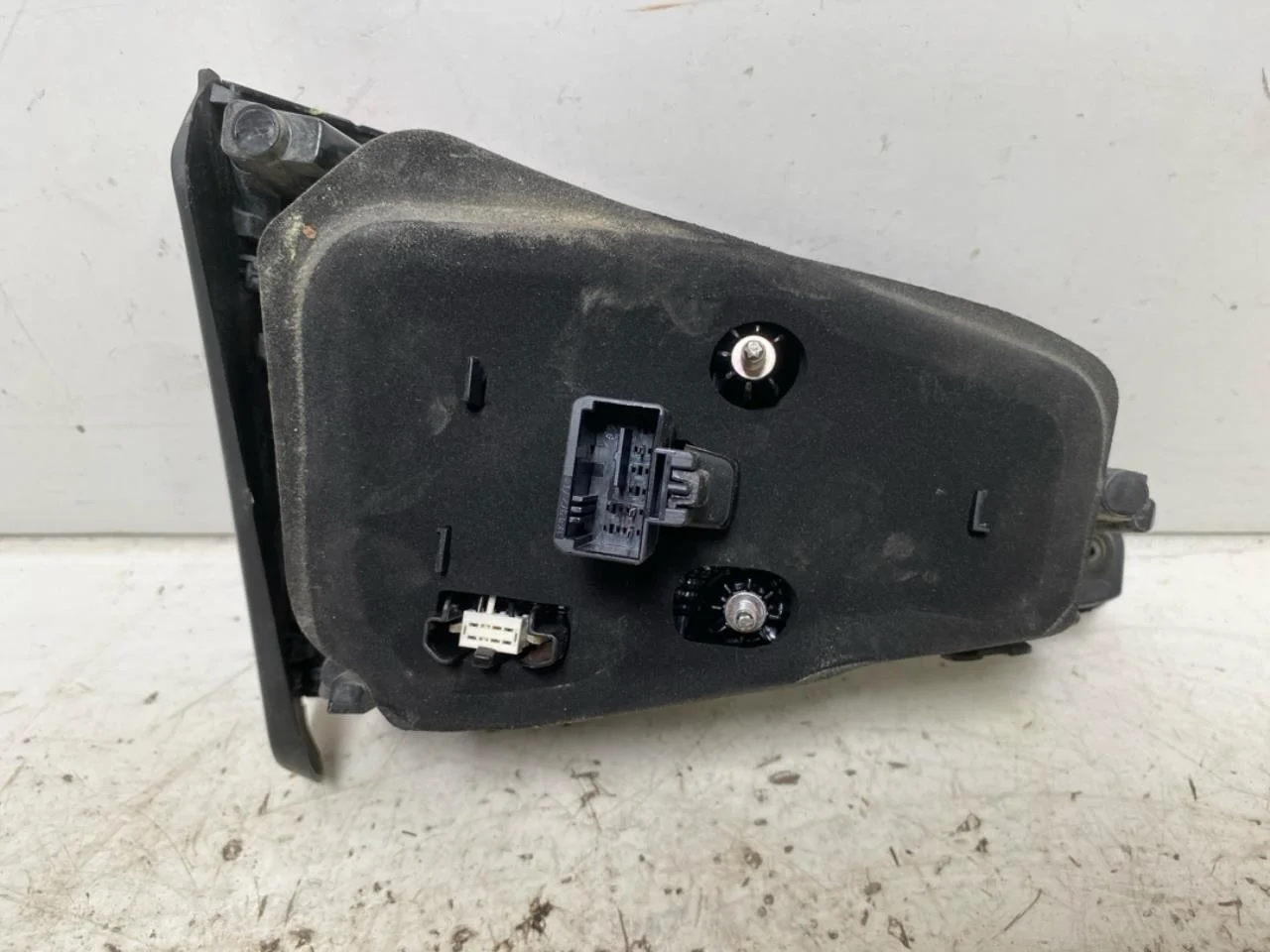 Volkswagen GOLF, E-GOLF VII 2013-20 Right tail light on tailgate, inner view 2