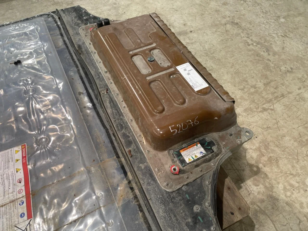 Tesla MODEL S 2013- High-voltage battery view 4