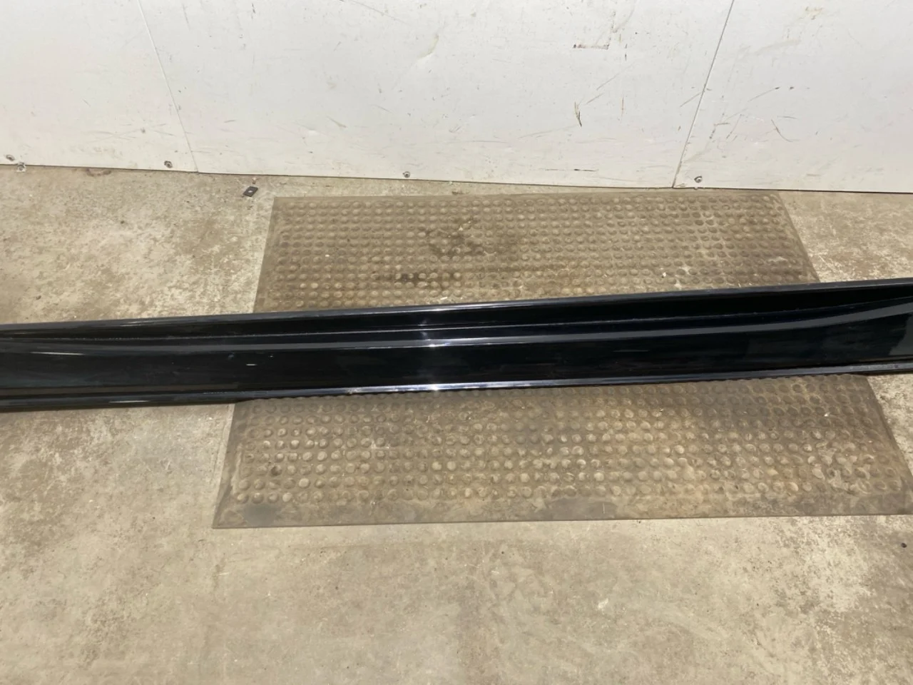 Volkswagen ID.7 TOURER 2024-> Ornament prag dreapta vedere 3
