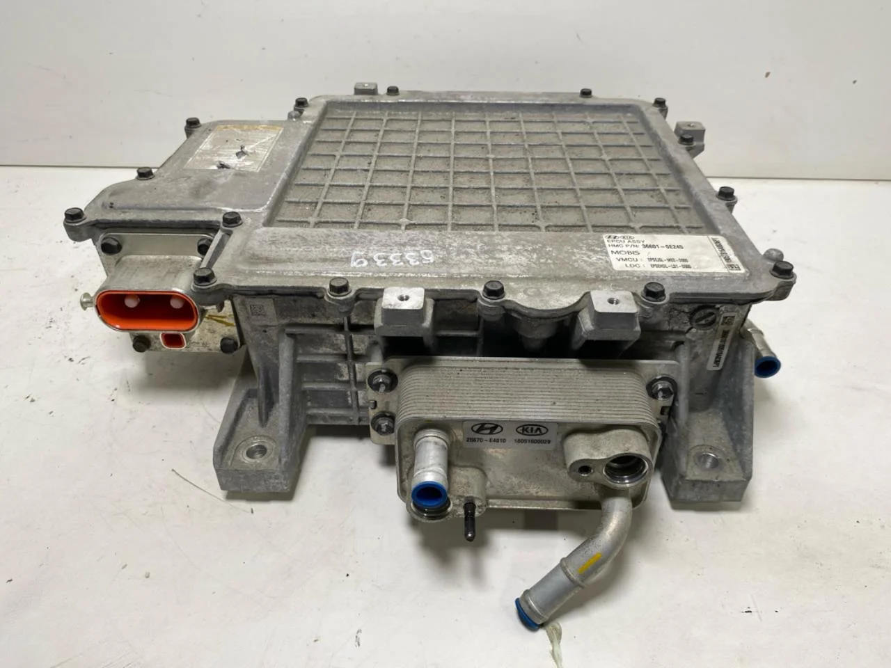 Kia SOUL 2009- Inverter, 12-220V