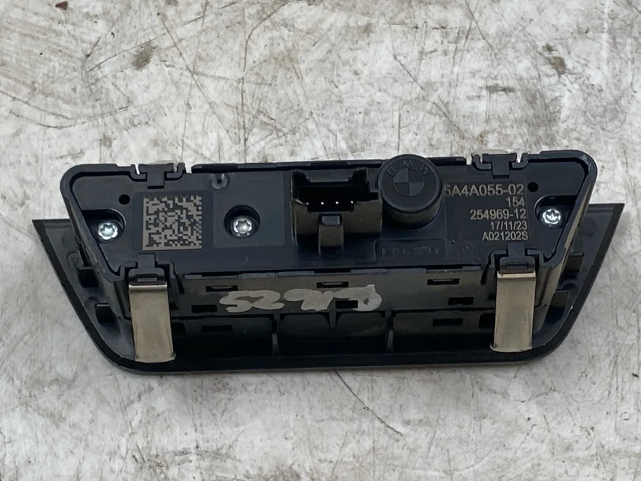 Headlight switch view 2