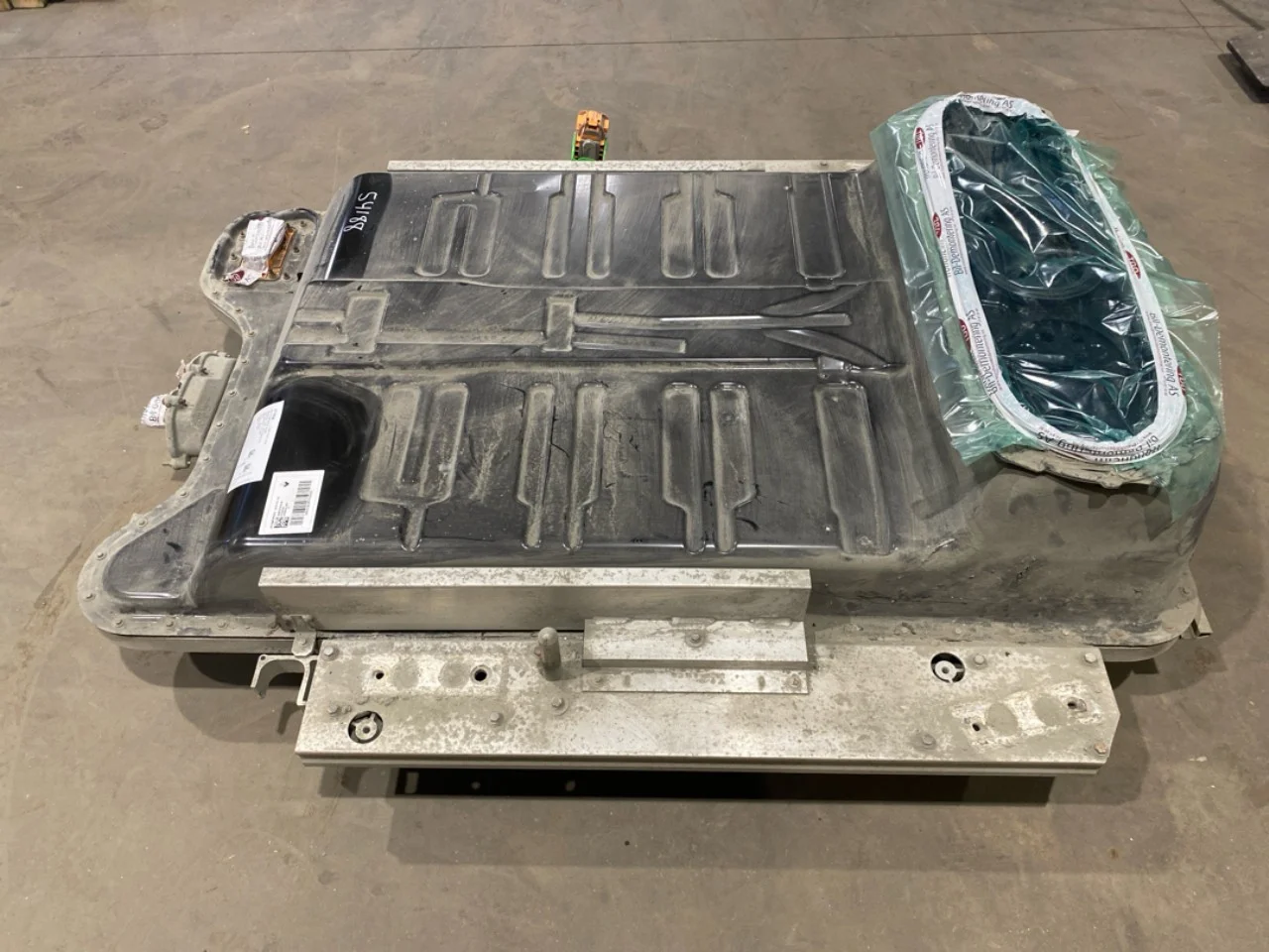 Renault ZOE/E- TECH 2013--> High-voltage battery view 3