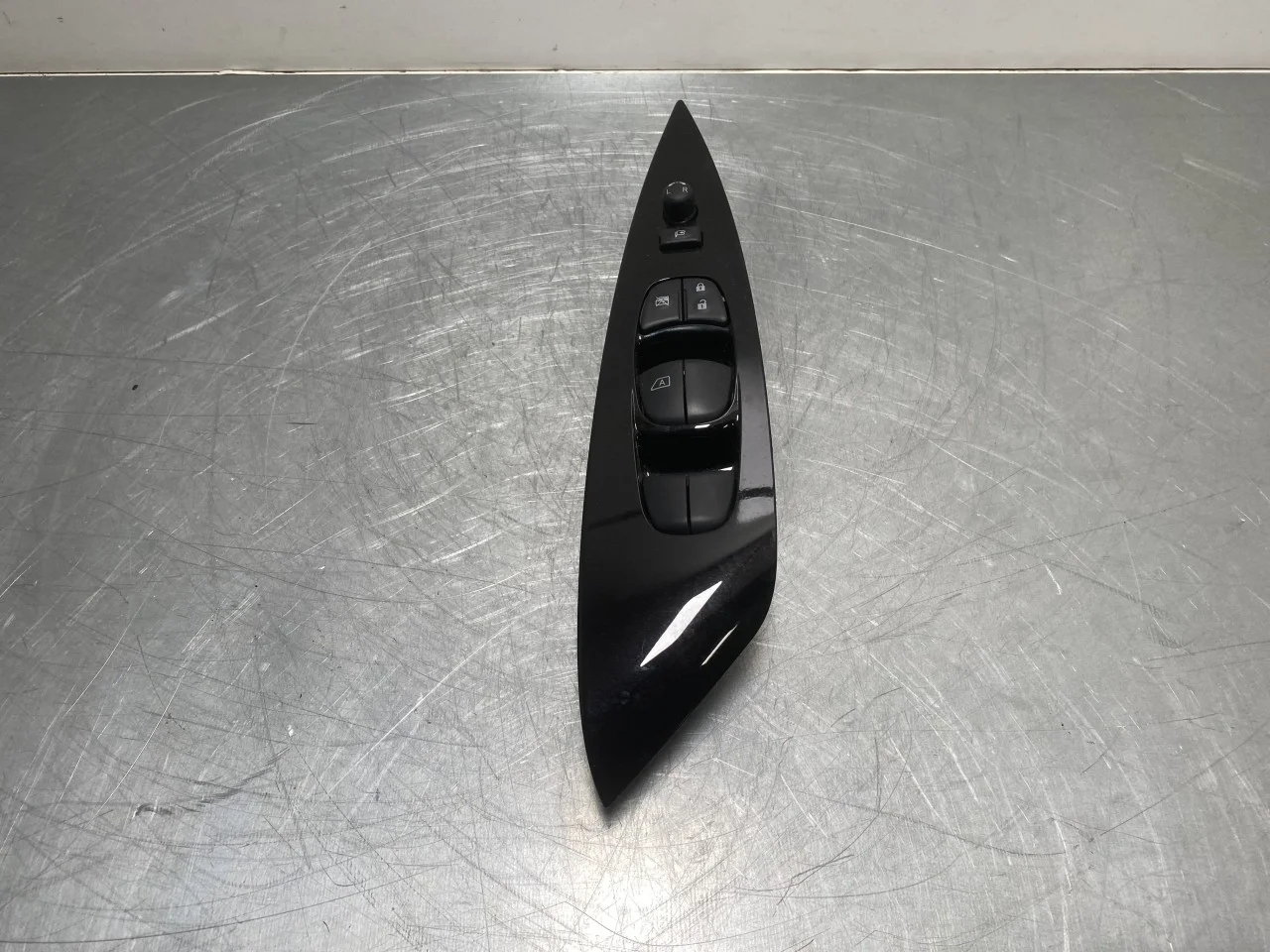 Nissan LEAF 2017-24 Ablakemelő kapcsoló