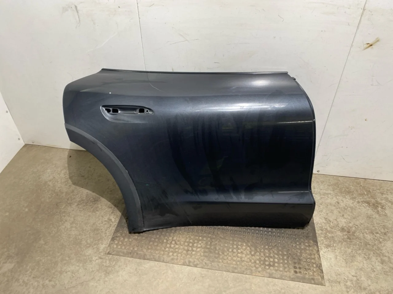 Porsche TAYCAN 2020- Door, 4-door, rear right