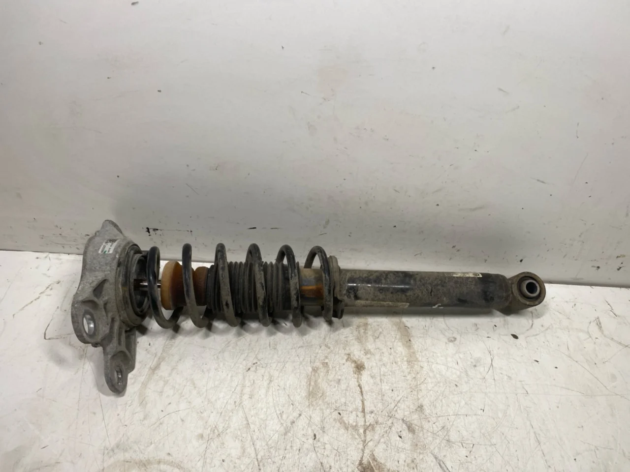 BMW I3 I01 2013-22 Amortizor tip McPherson, spate stânga