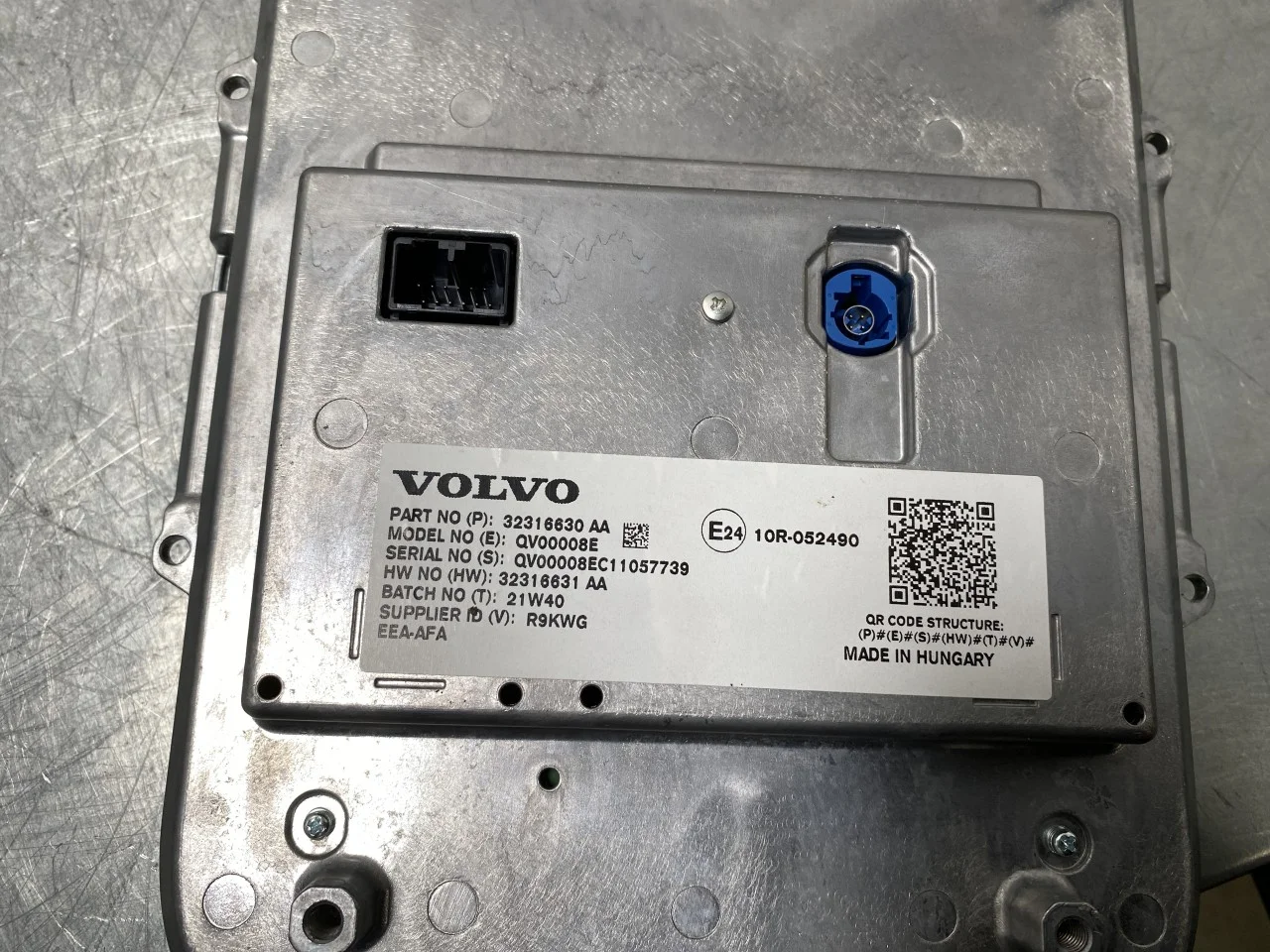 Volvo XC40/RECHARGE 2018- Multifunkciós kijelző vedere 2