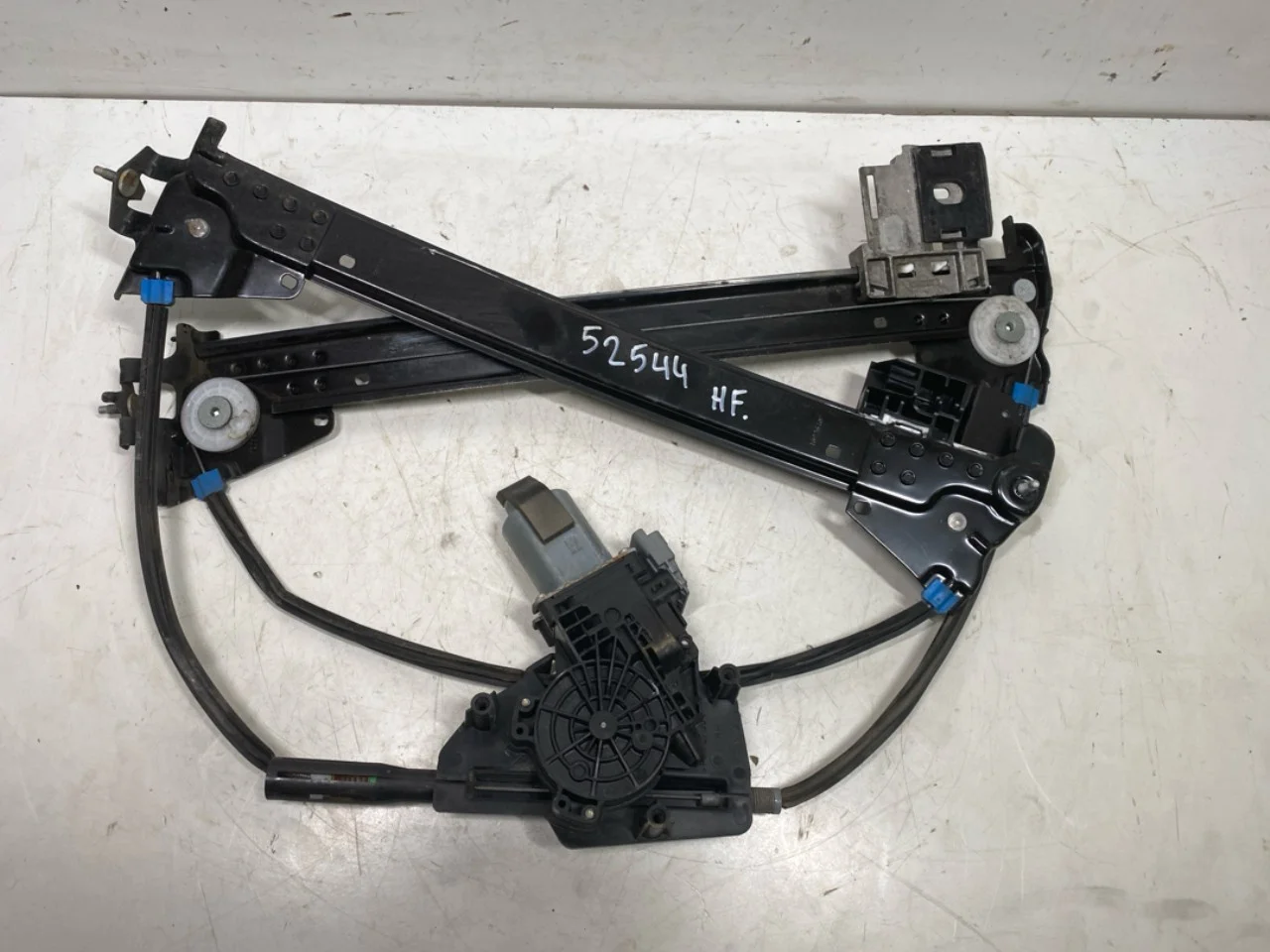 Tesla MODEL S 2013- Electric window regulator, complete view 2