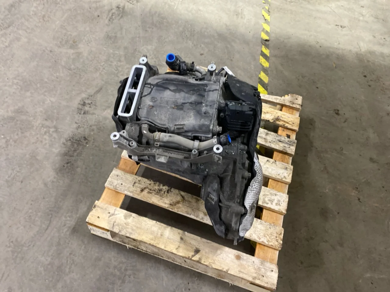 BMW I3 I01 2013-22 Elektromos motor, hátsó vedere 2