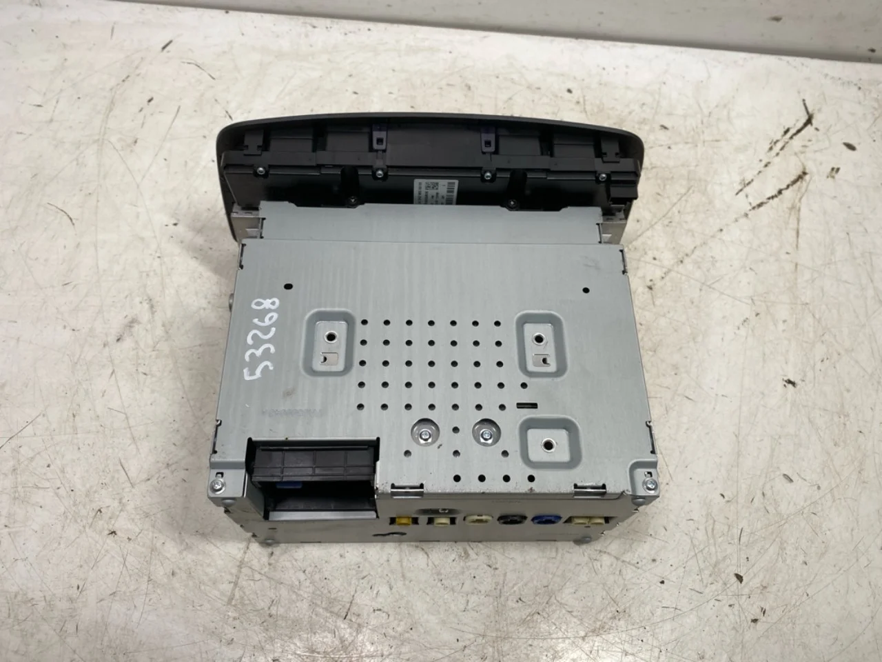 Mercedes B 180-200 W246/W242 2012-19 Rádió view 4