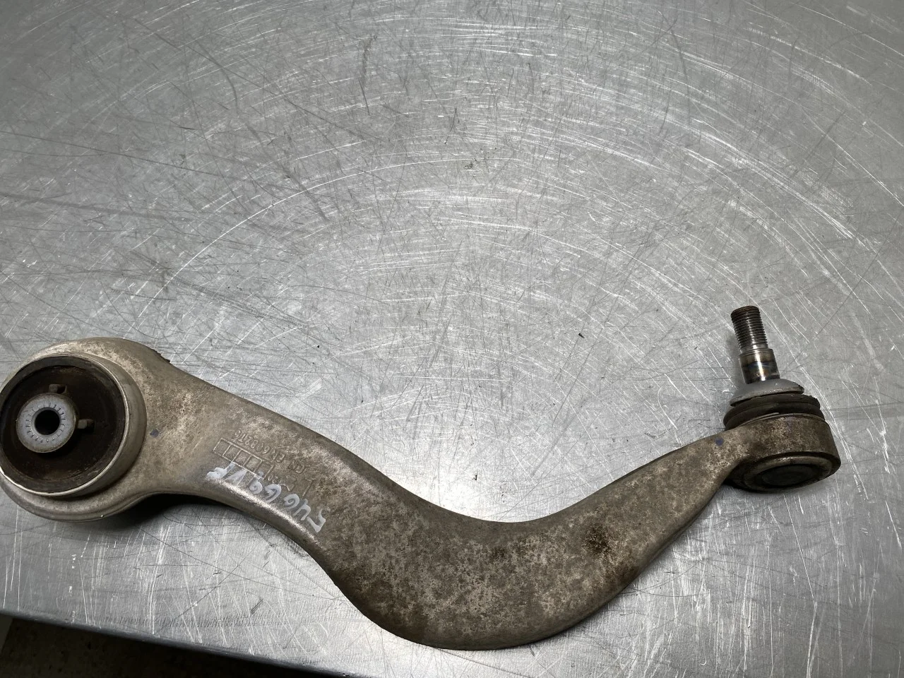 BMW I4 G26 2021-> Control arm, front right, upper view 2