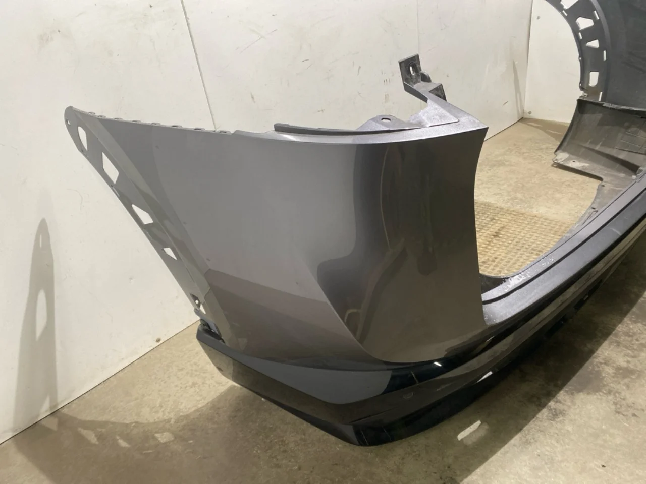 Nissan ARIYA 2021- Lökhárító, hátsó vedere 2
