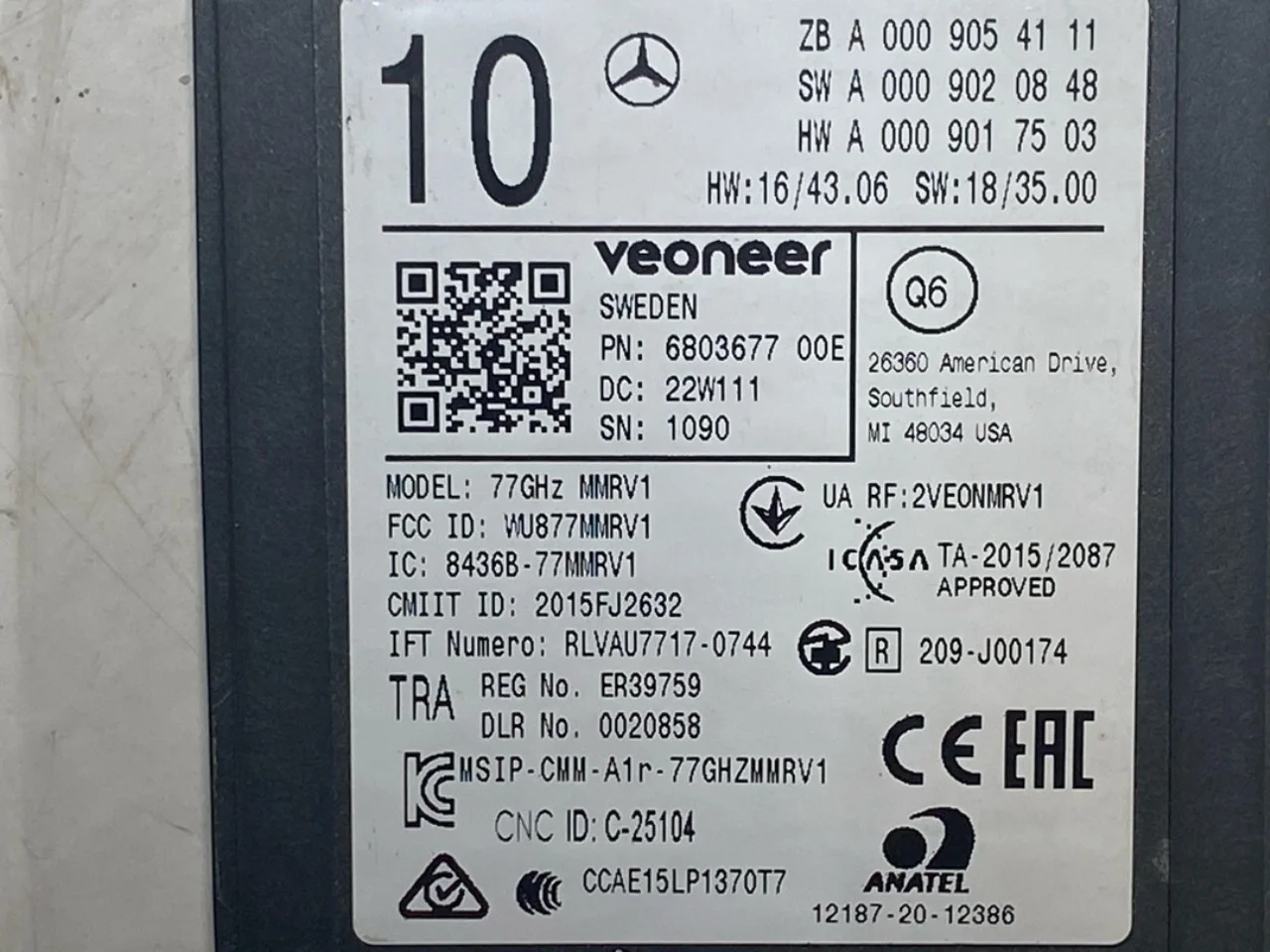 Mercedes EQA H243 2021- Active collision protection sensor view 3