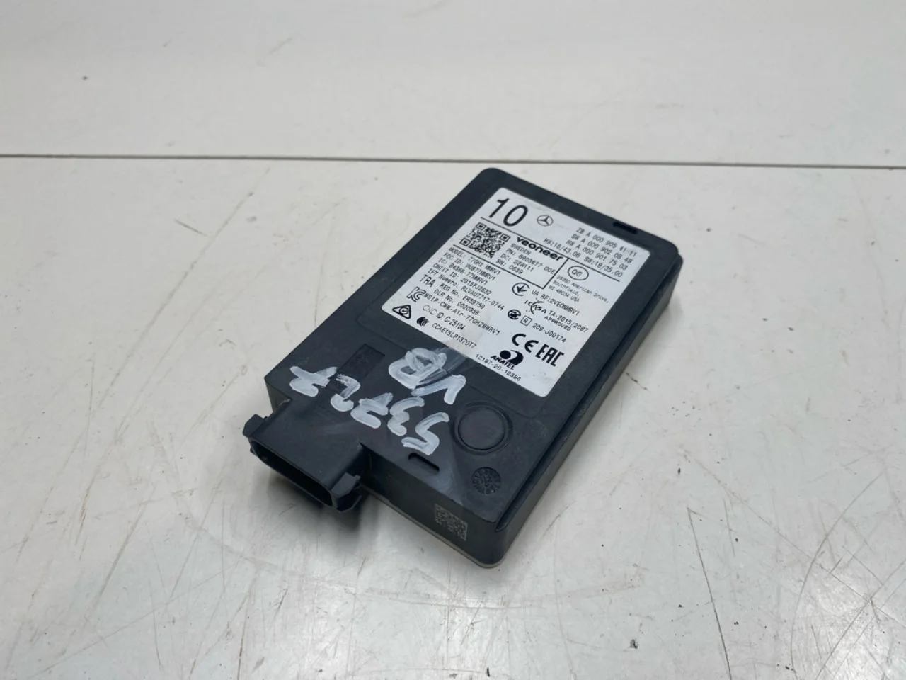 Mercedes EQA H243 2021- Active collision protection sensor