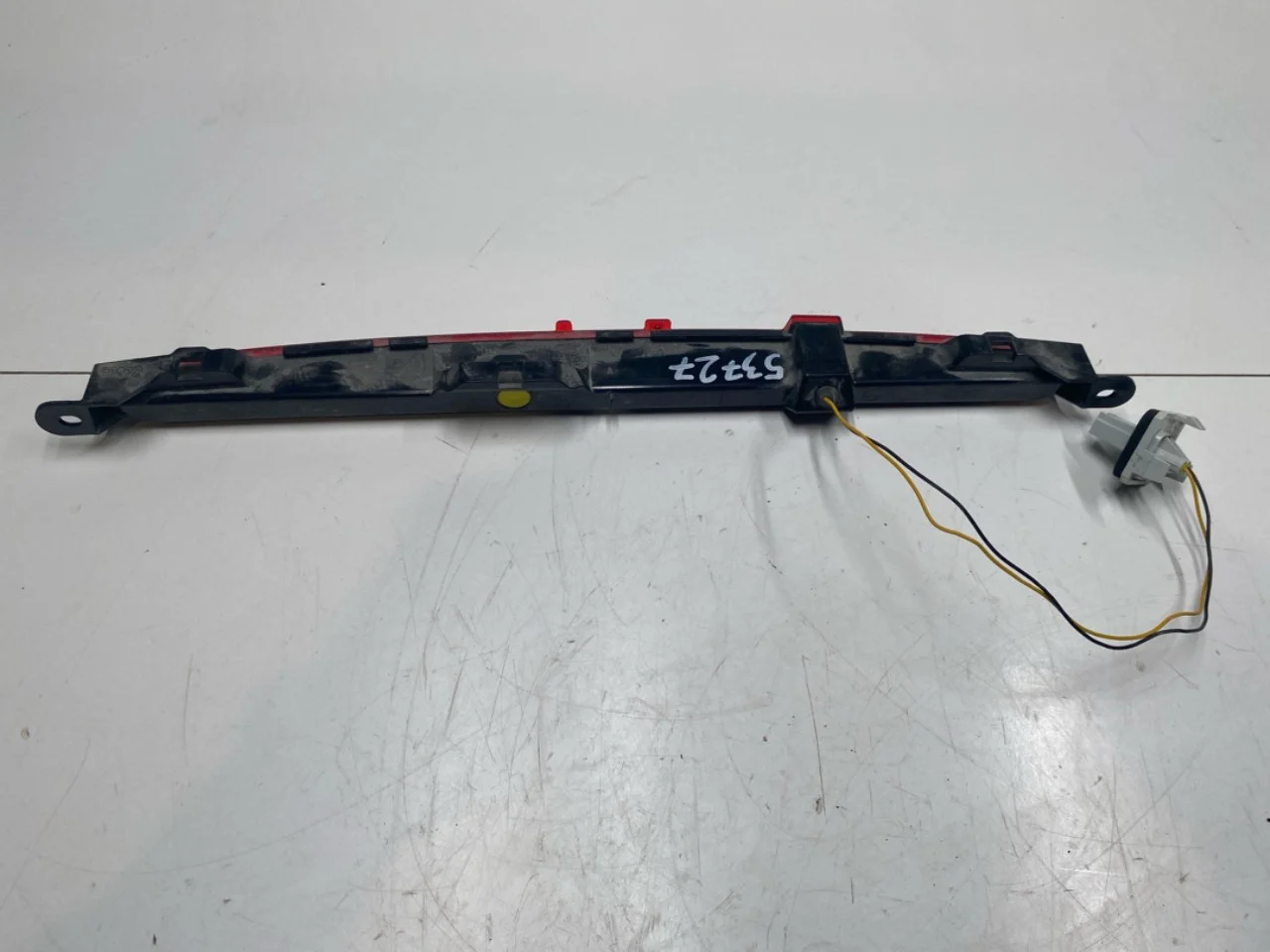 Mercedes EQA H243 2021- Rear window brake light view 2