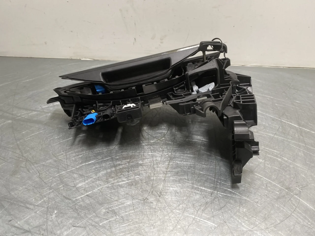 BMW I4 G26 2021-> Mâner exterior ușă, stânga vedere 3