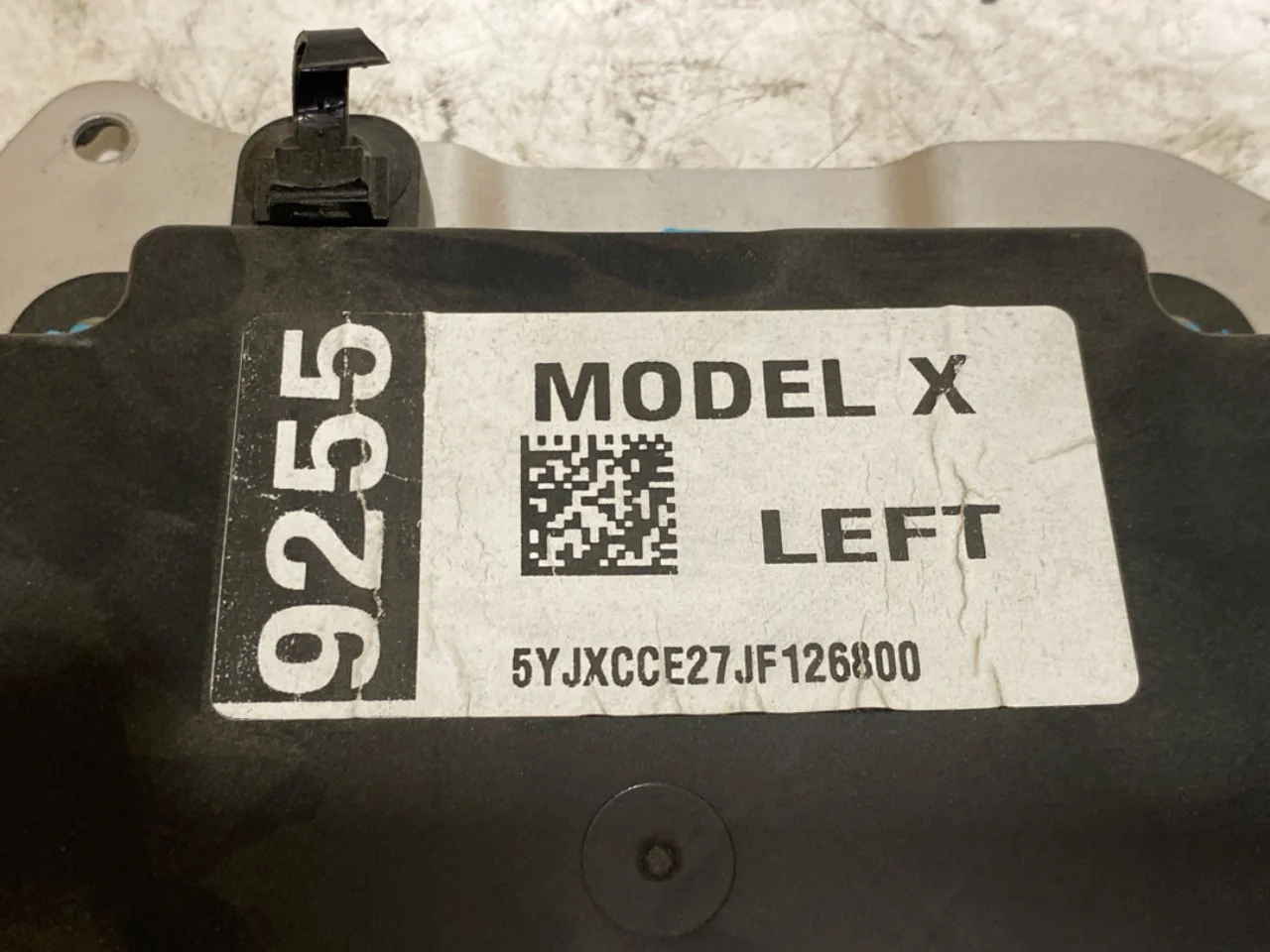 Tesla MODEL X 2016- Door control unit view 3