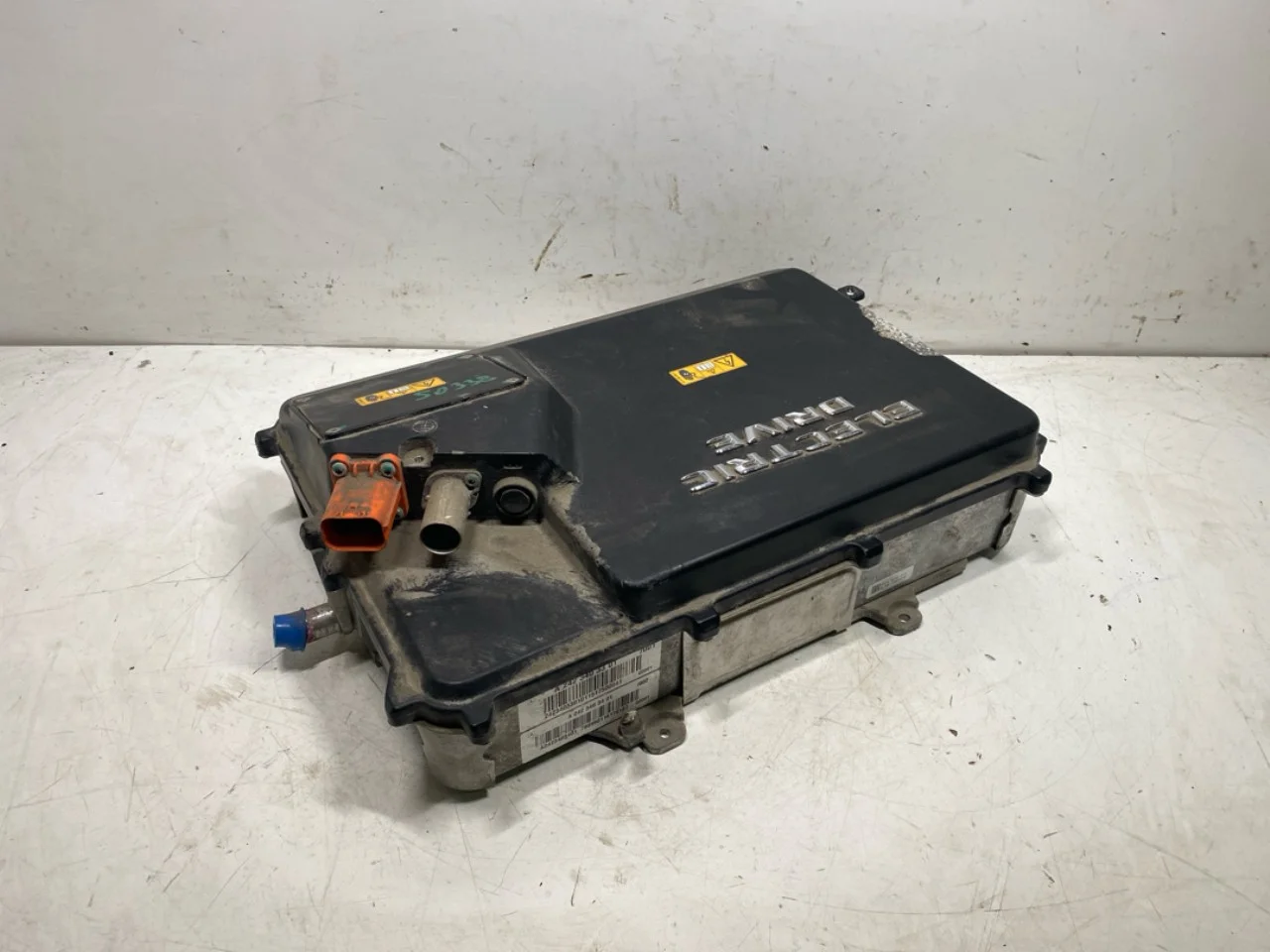 Mercedes B 180-200 W246/W242 2012-19 Încărcător baterie vedere 2