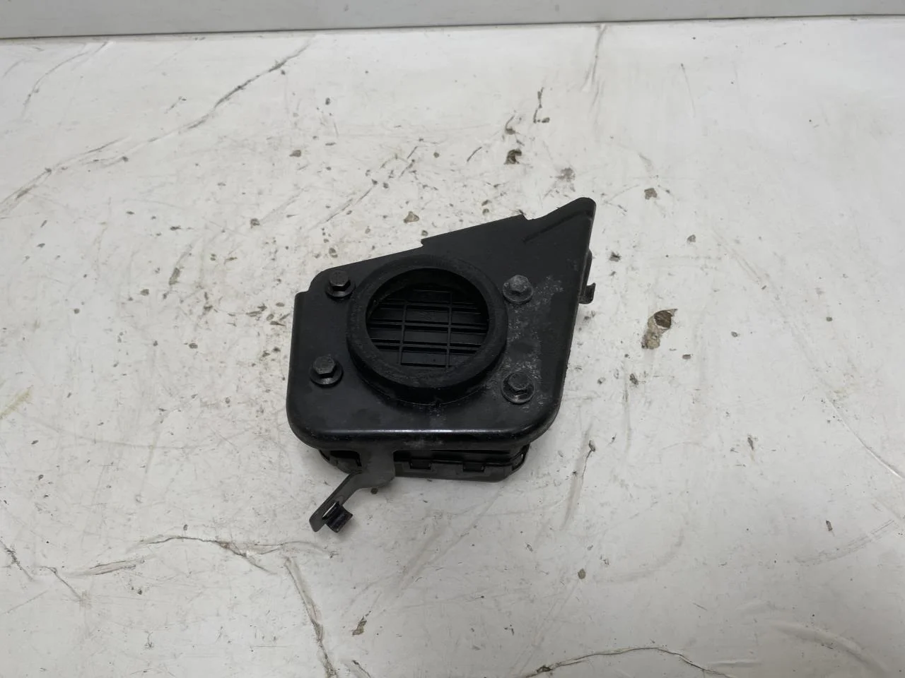 Volvo XC40/RECHARGE 2018- Difuzor sunet motor vedere 3