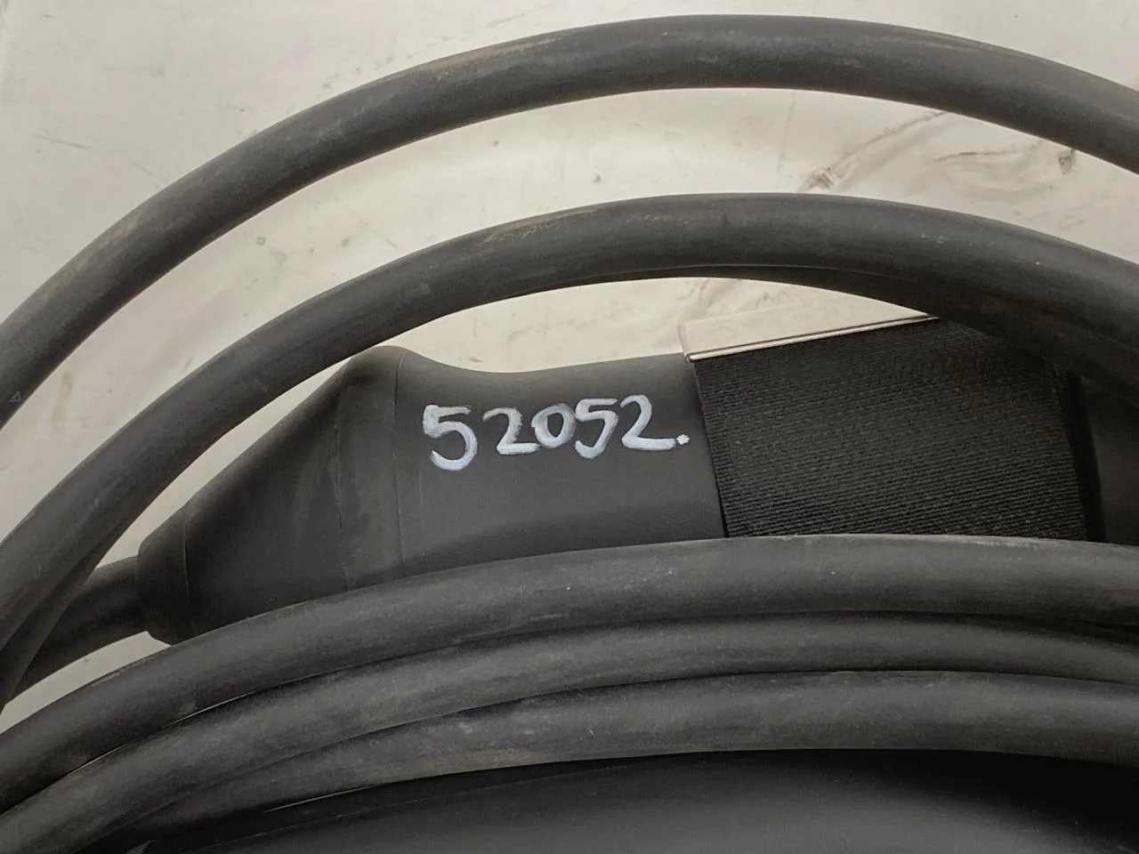Volvo XC40/RECHARGE 2018- Battery charger view 3