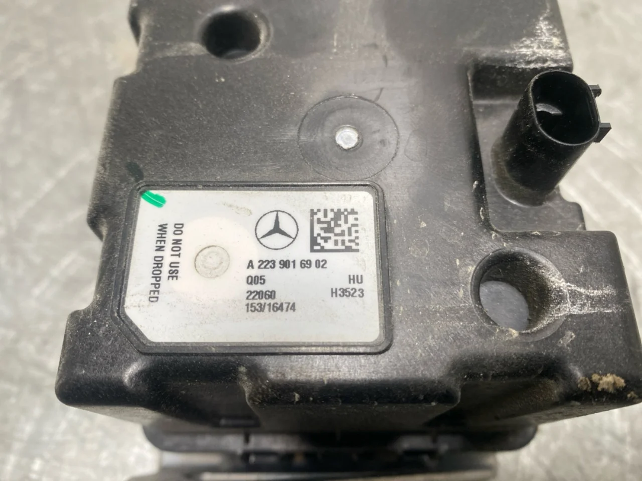 Mercedes EQA H243 2021- Difuzor sunet motor vedere 4