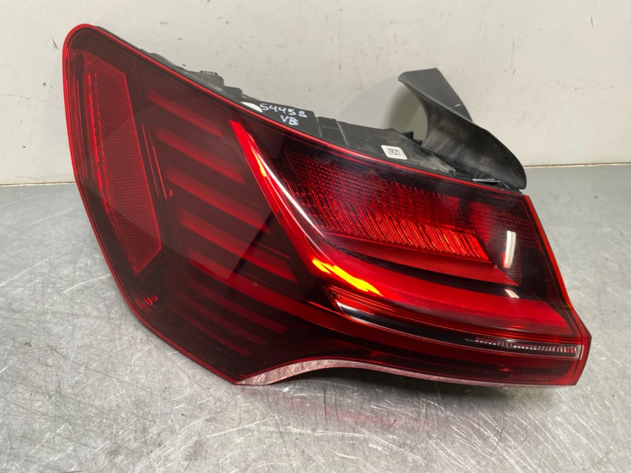 Audi E-TRON, S GE 2019- Hátsó lámpa, bal