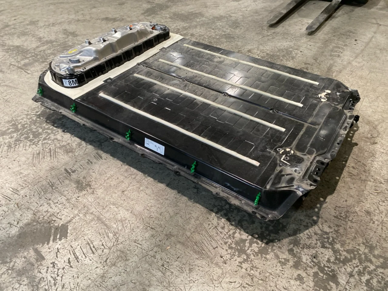 Tesla MODEL 3 2017--> High-voltage battery view 2